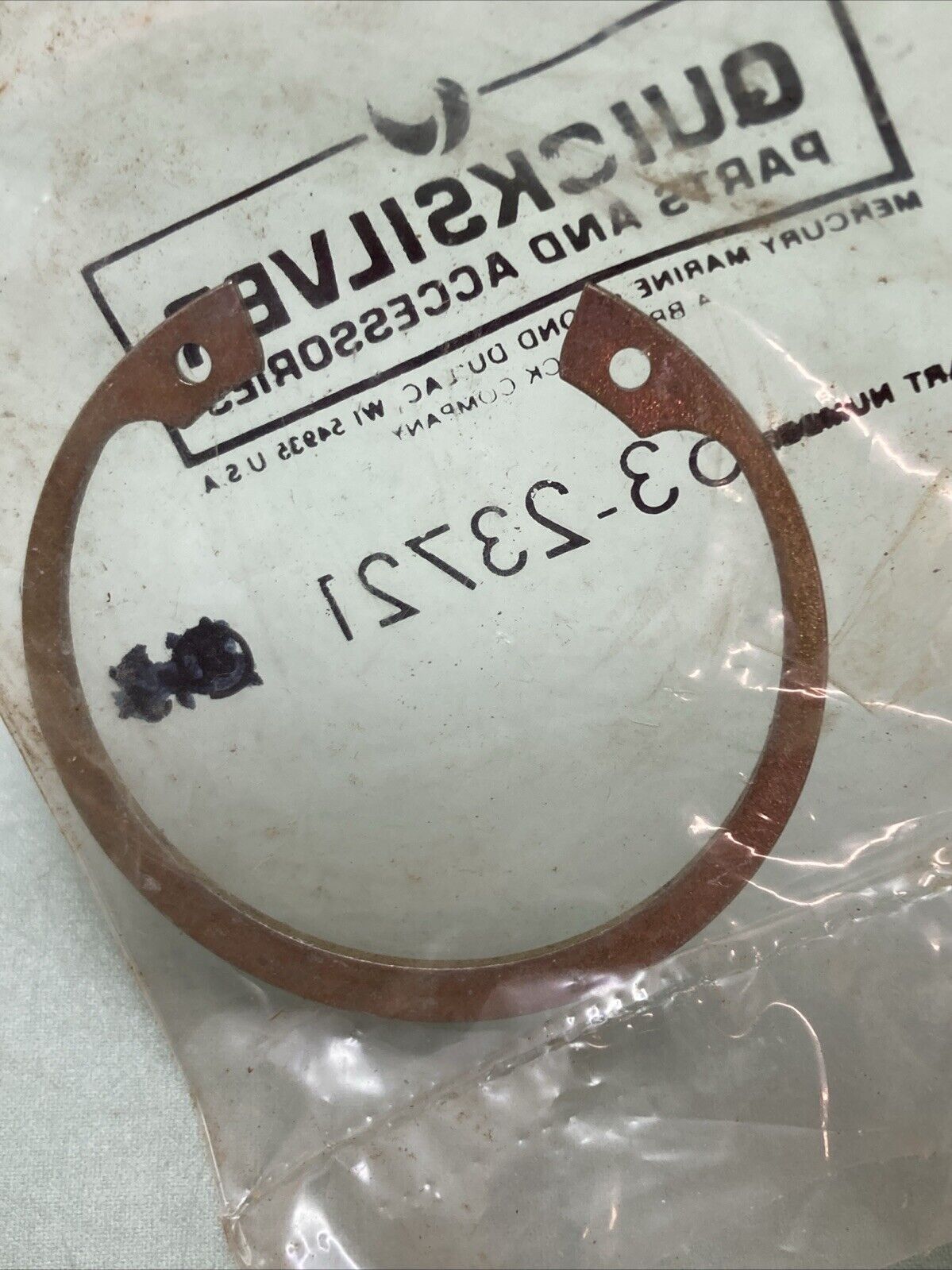 NEW GENUINE MERCURY QUICKSILVER 53-23721 RETAINING RING DSH HSNG OUTBOARD 20HP