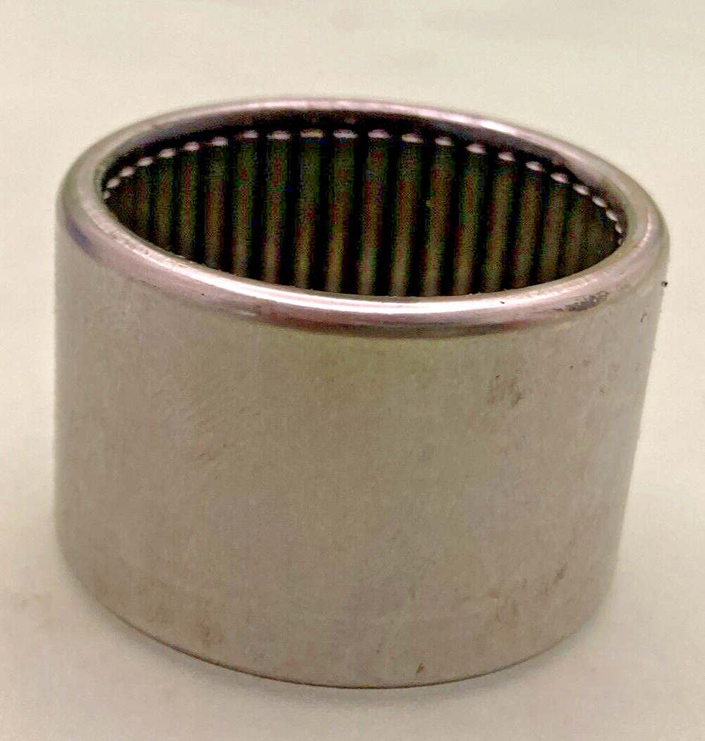 NEW GENUINE EVINRUDE JOHNSEN 0434467 NEEDLE BEARING ASSEMBLY