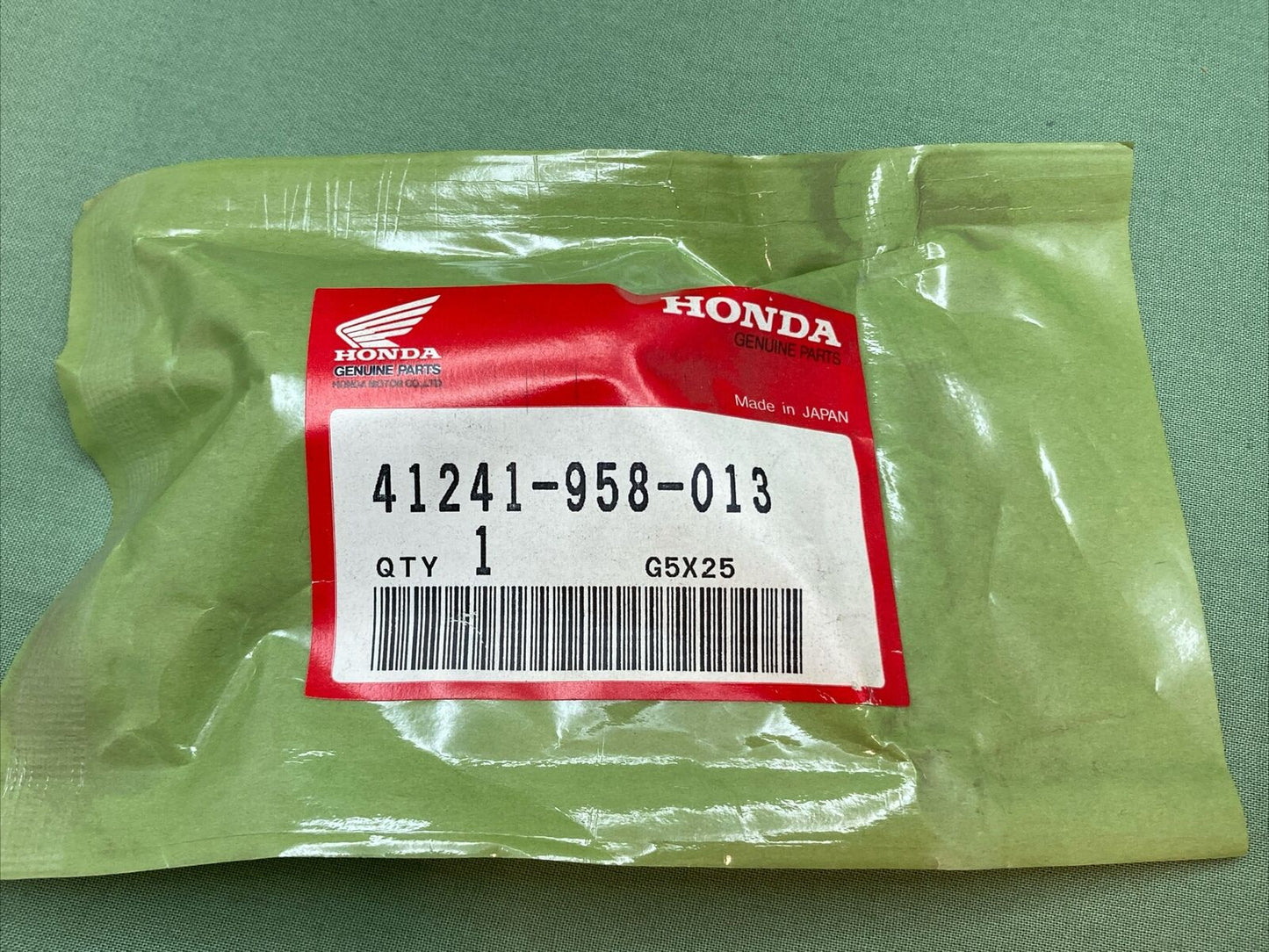 NEW GENUINE HONDA 41241-958-013 RUBBER, DAMPER
