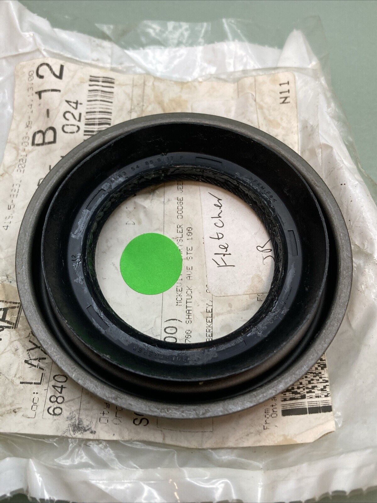 NEW GENUINE MOPAR 68401310AA Seal-Drive PINION