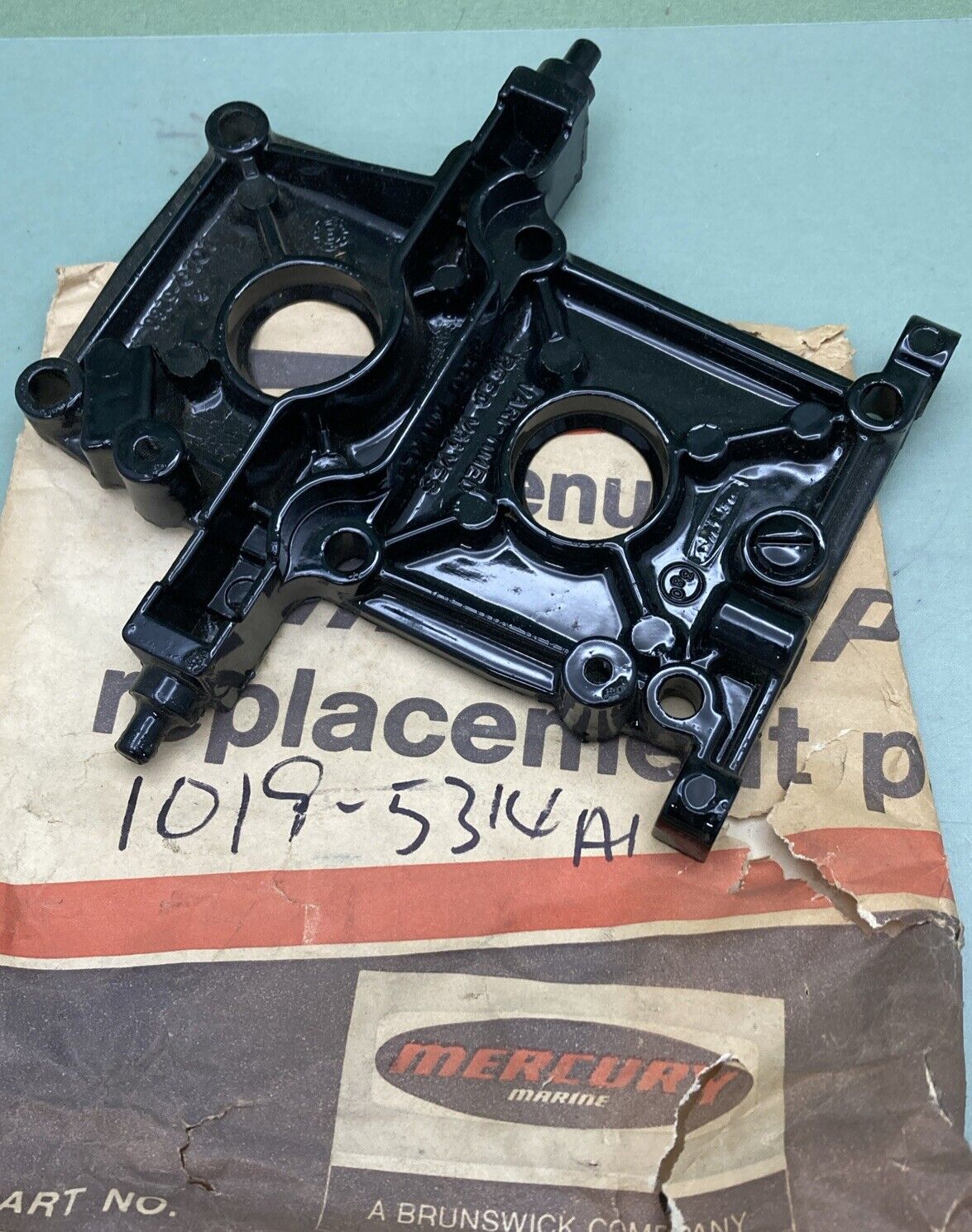 NEW GENUINE MERCURY 1019-5314A1 COVER ASM CYL BLK OUTBOARD 7.5HP