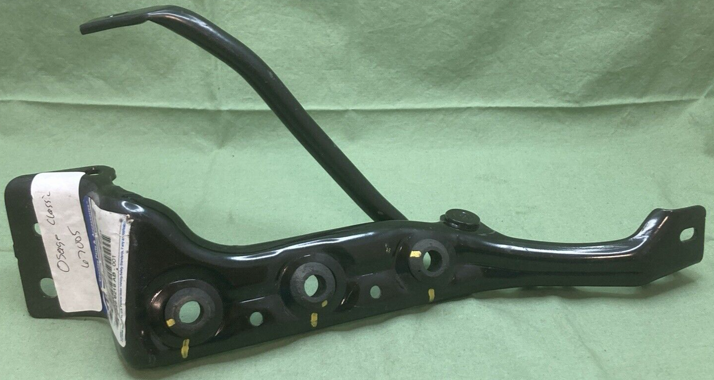 NEW GENUINE MOPAR 68298218AB Air Cleaner Bracket FITS 2018-2025 Jeep