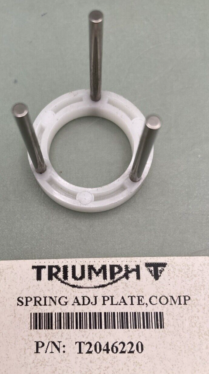 NEW GENUINE TRIUMPH T2046220 Spring Adj Plate, Comp
