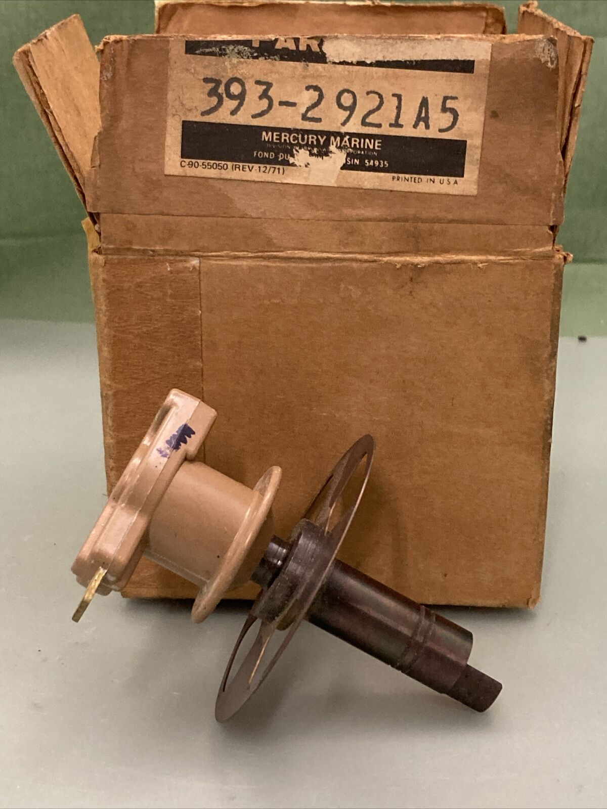 NEW GENUINE MERCURY QUICKSILVER 393-2921A5 ROTOR SHAFT ASSEMBLY