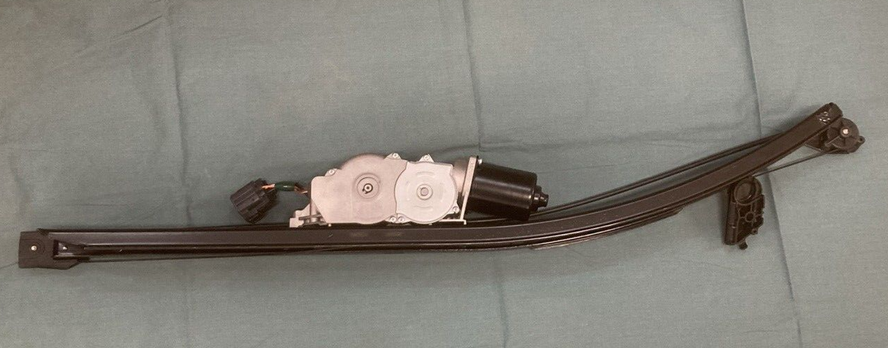 NEW GENUINE MOPAR 68067847AF Power Sliding Door Track Left FITS DODGE CHRYSLER