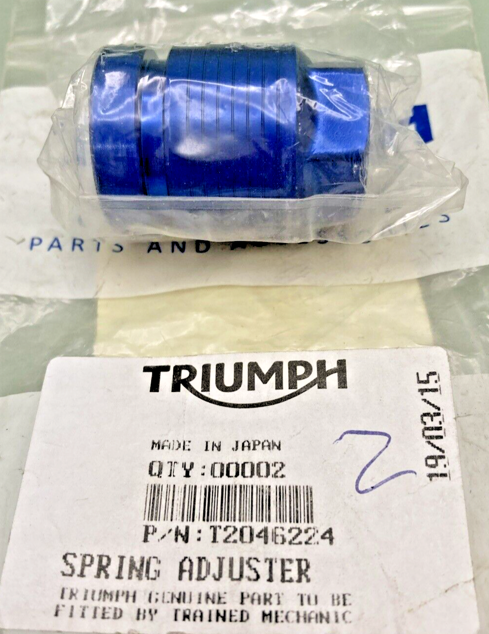 NEW GENUINE TRIUMPH T2046224 Spring Adjuster