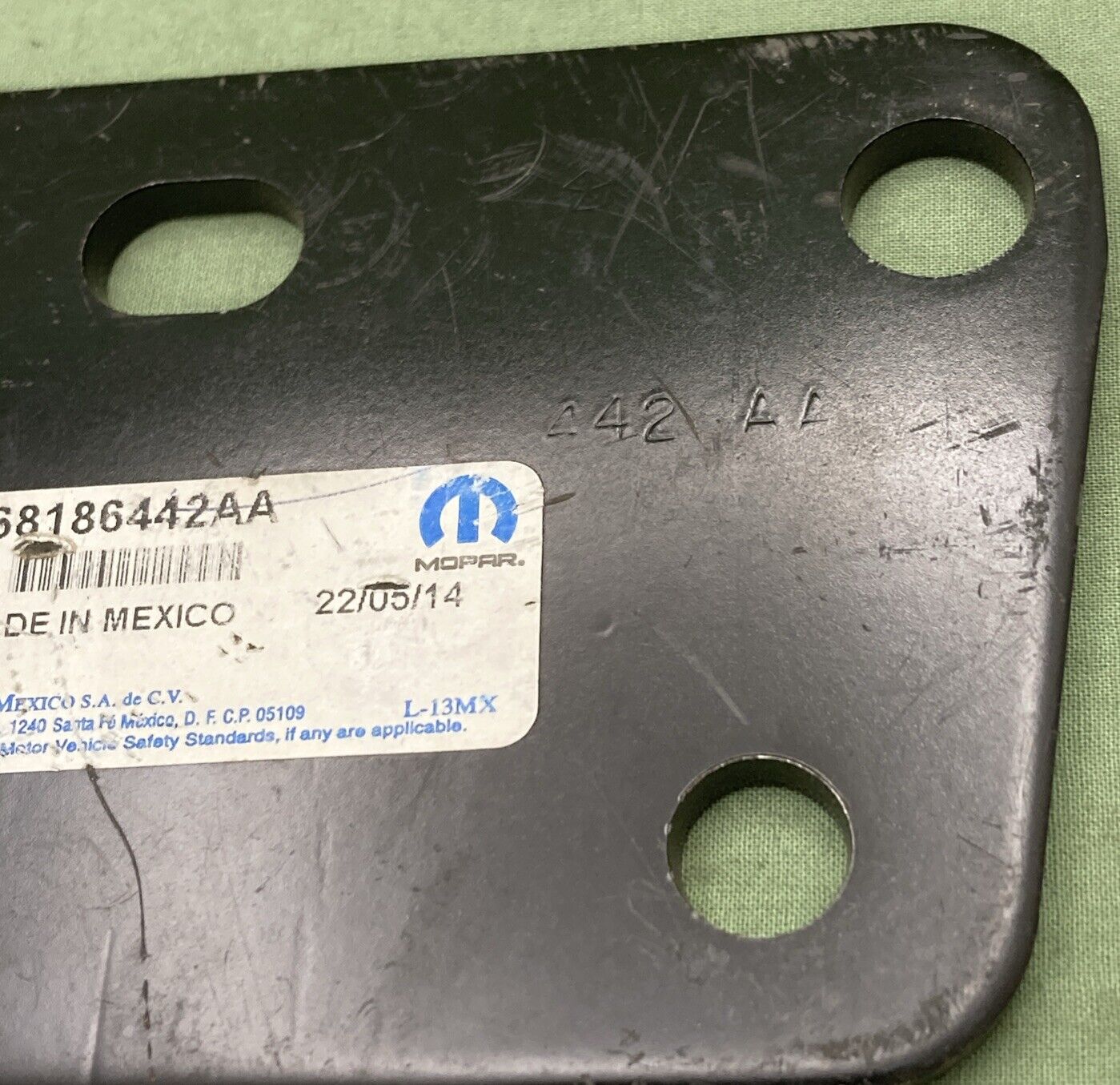 NEW GENUINE MOPAR 68186442AA Trailer Hitch Bracket 2014-2024 Ram 2500