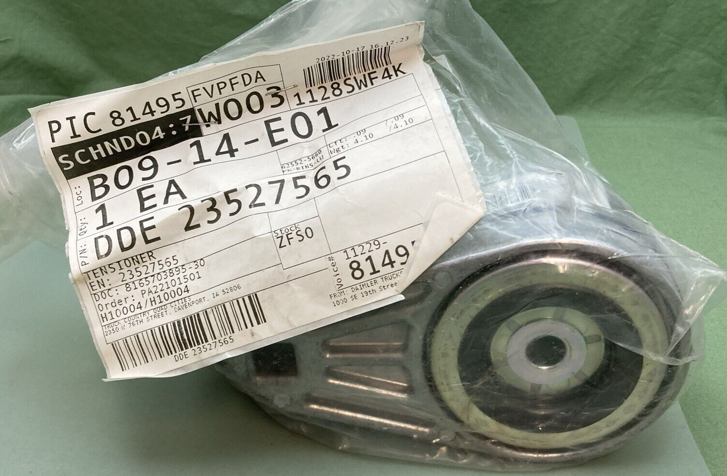 NEW GENUINE DETROIT DEISEL DDE 23527565 BELT TENSIONER SERIES 60