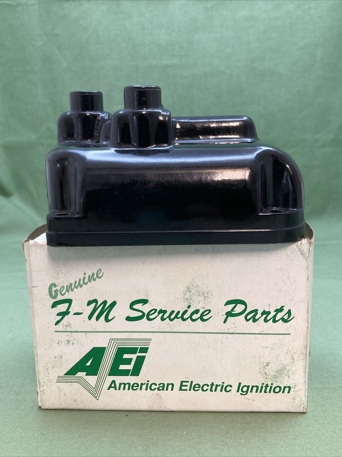 NEW GENUINE Fairbanks Morse WZ2430 2 Cylinder Magneto Cap FMX-2B