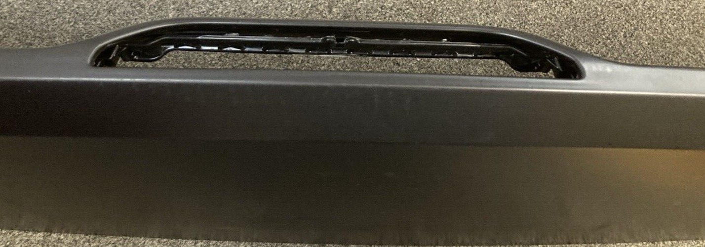 NEW GENUINE MOPAR 68086312AG SPOILER LIFT GATE FITS JEEP