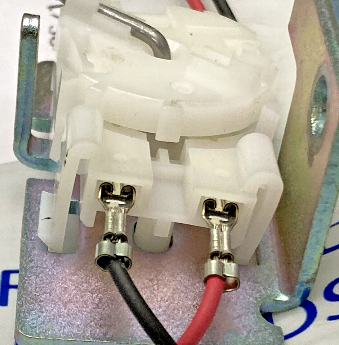 NEW GENUINE TRIUMPH T1241089 Level Sender, Fuel