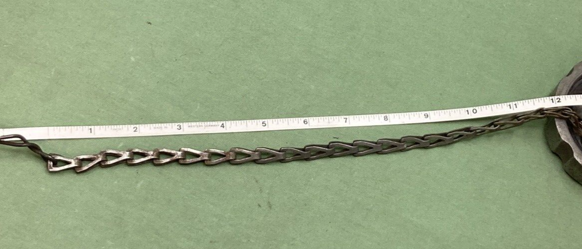 NEW GENUINE VOLVO 20745985 FUEL CAP NON-LOCKING W/ 12" CHAIN