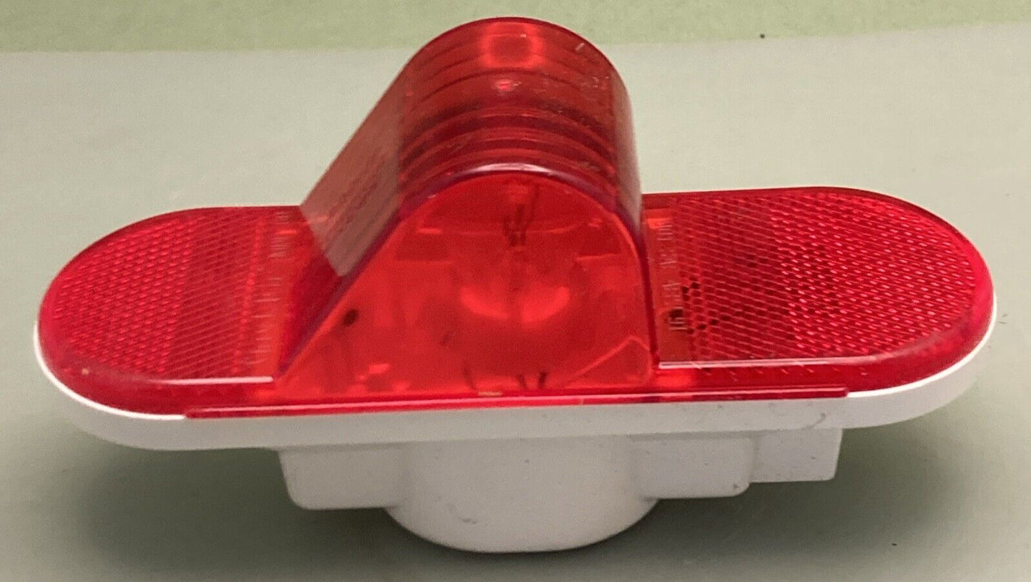 NEW GENUINE TRUCK-LITE 60215R RED SEALED MID TRAILER SIDE TURN SIGNAL LIGHT