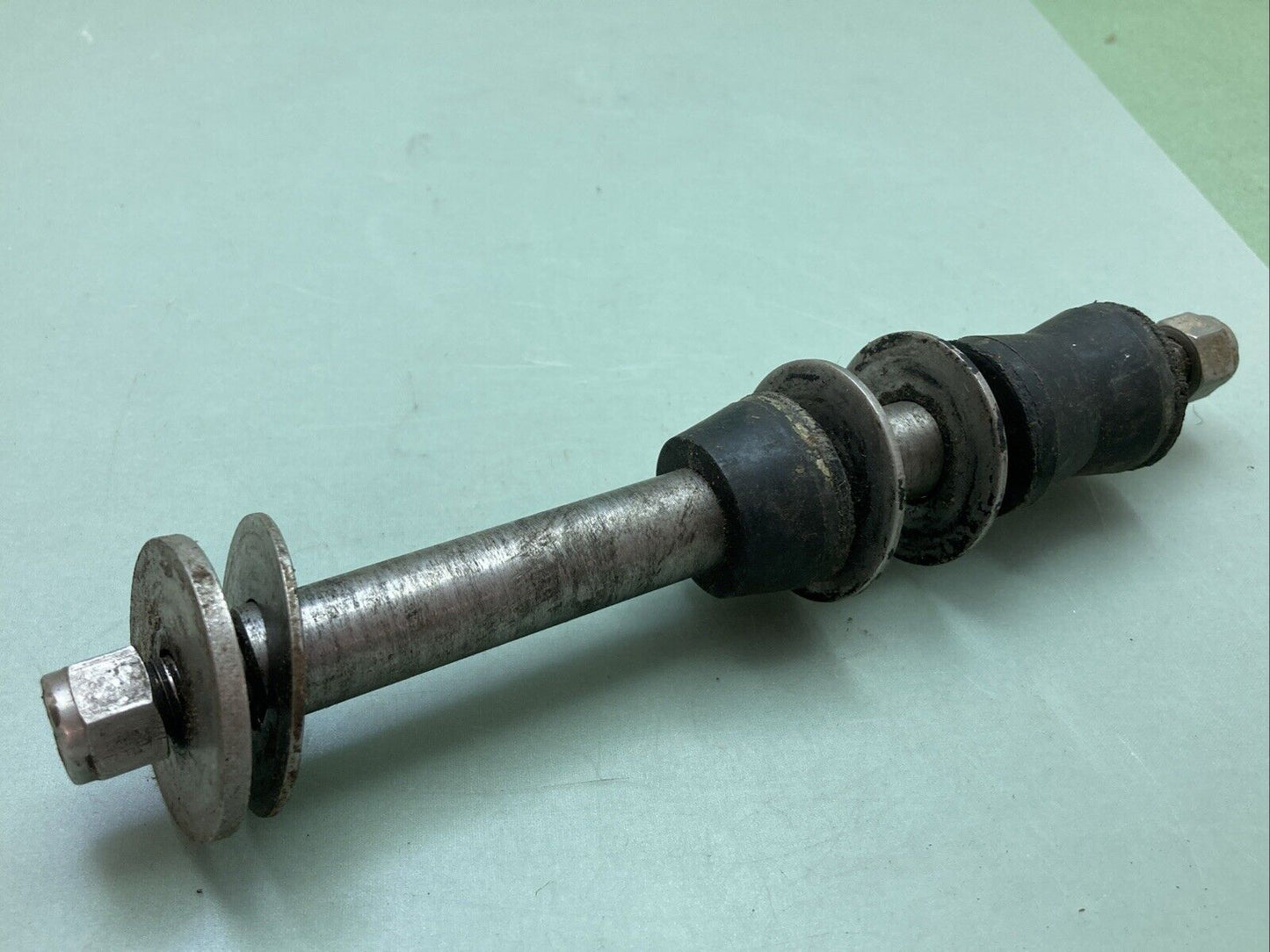 MERCURY MERCRUISER PIVOT PIN ASSEMBLY 8"