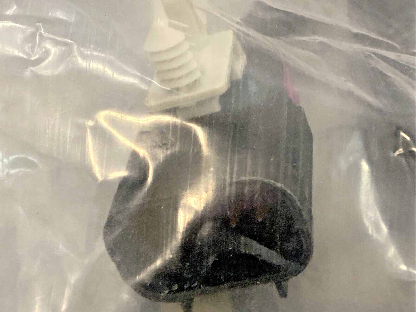 NEW GENUINE MOPAR 68253895AA Wiring-Jumper