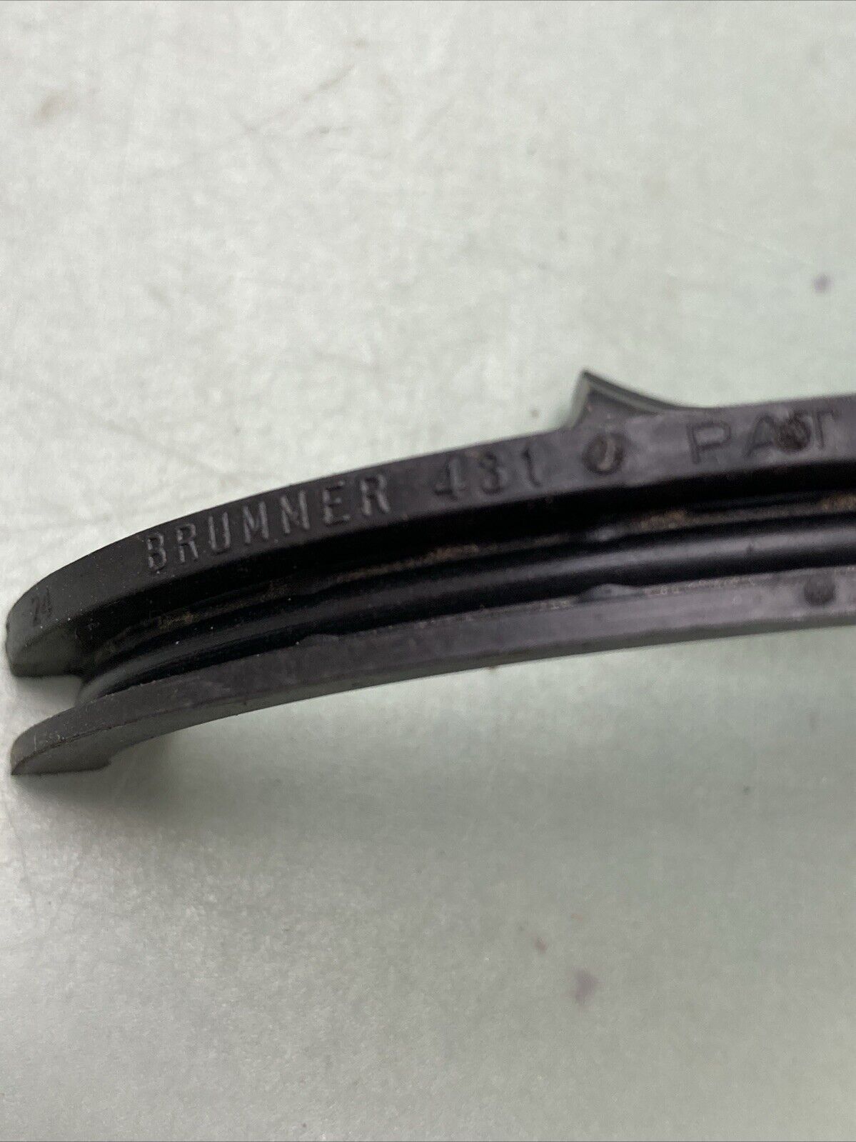 NEW MERCURY QUICKSILVER 26-37479 OIL SEAL