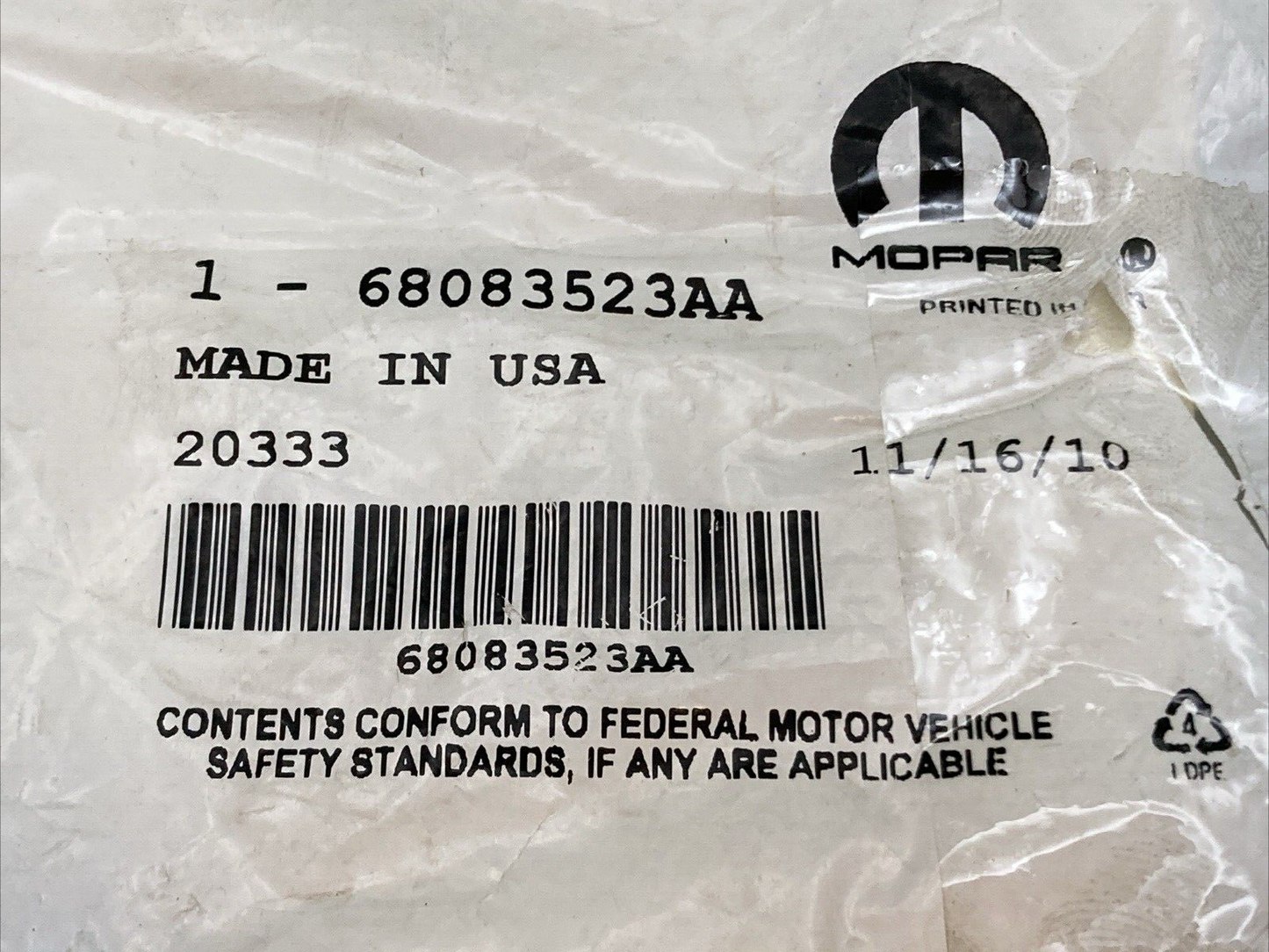 NEW GENUINE MOPAR 68083523AA Clip Kit