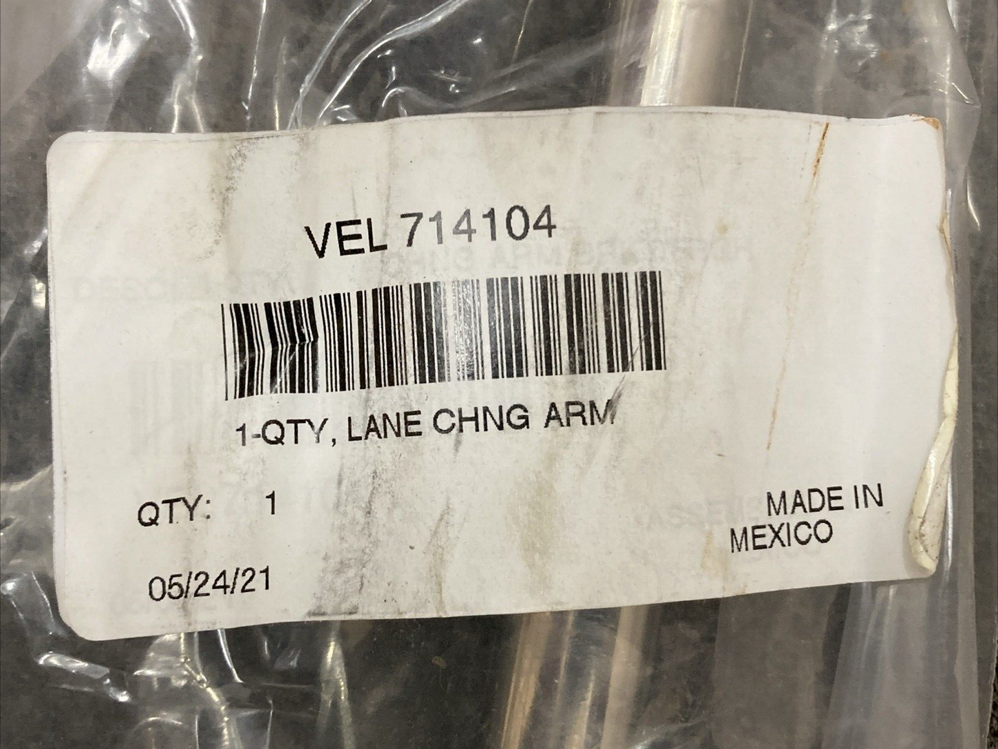 NEW GENUINE VELVAC 714104 Lane Change Arm Bracket with Hardware