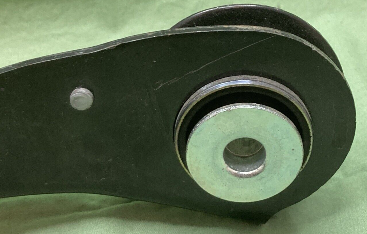 NEW GENUINE MOPAR 68291036AB Upper Control Arm Right FITS DODGE JEEP