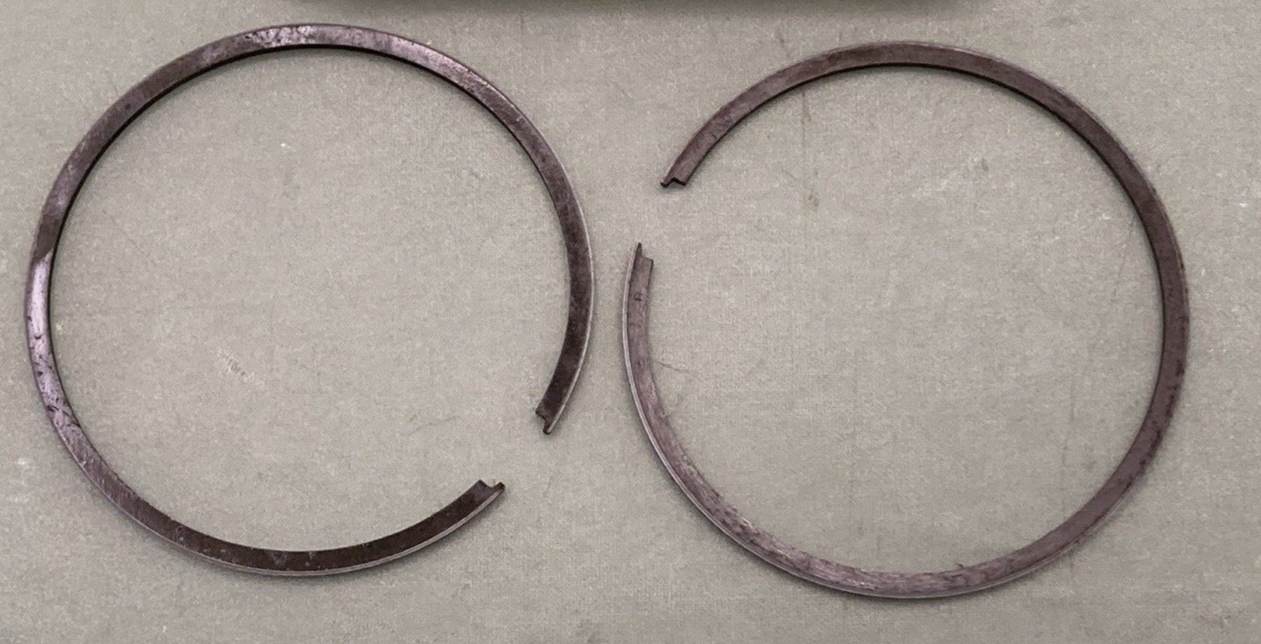 NEW GENUINE SUZUKI 12140-25010 PISTON RING SET, SUPERSEDE 12140-25011