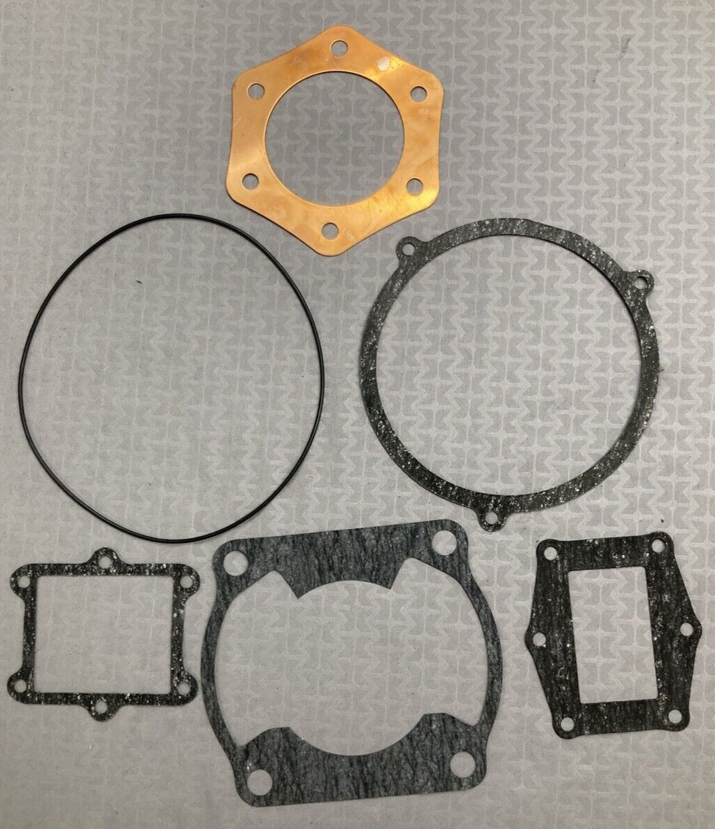 NEW GENUINE HONDA 061A0-964-000 GASKET SET - SEE PHOTOS FOR PARTS INCLUDED