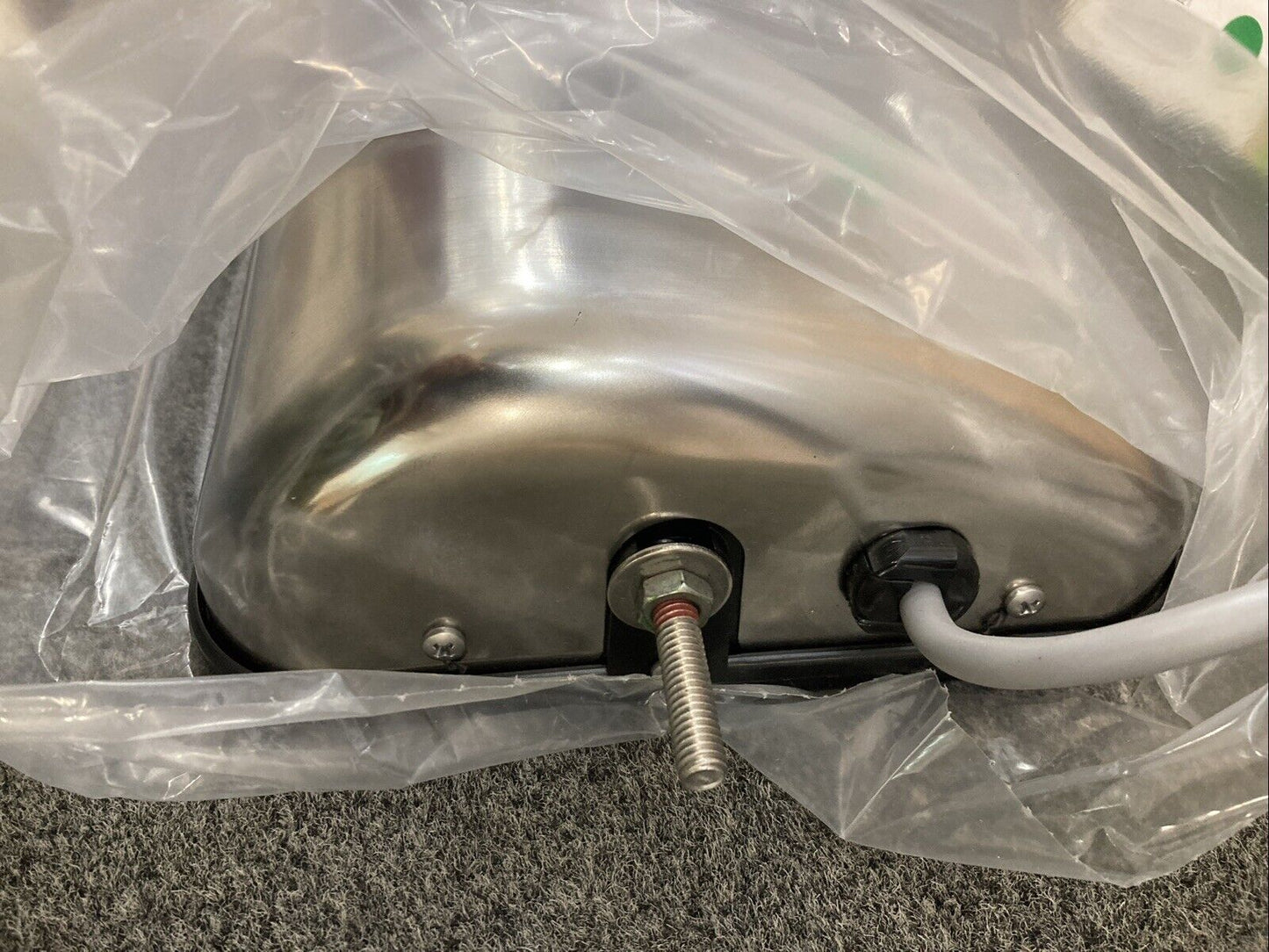 NEW GENUINE VELVAC VEL708221 LH MIRROR HEAD HEATED