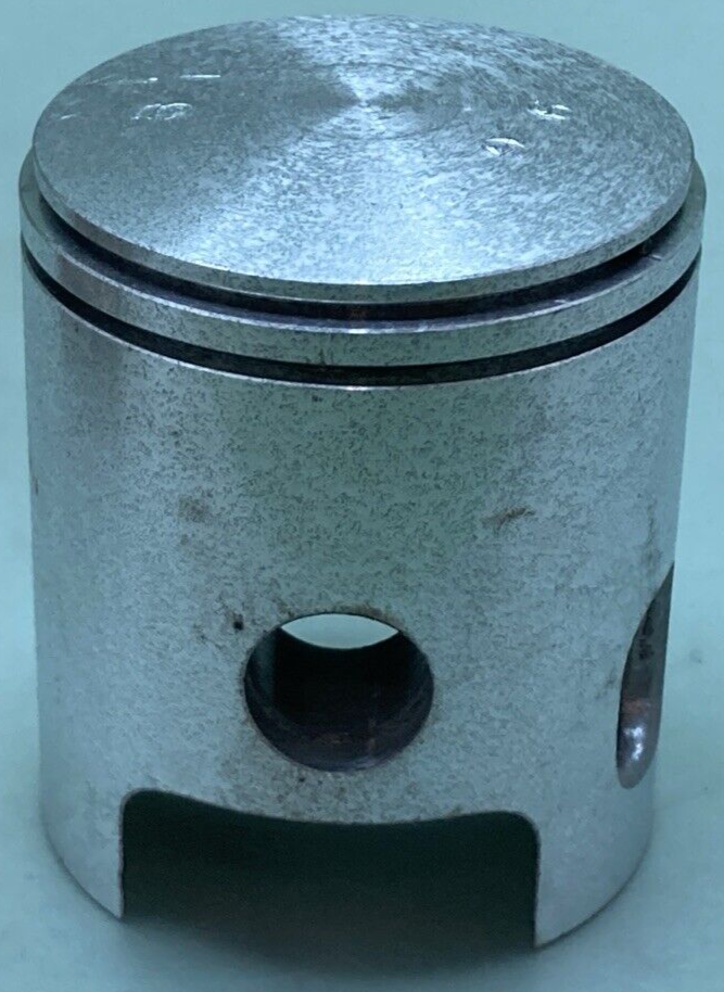 NEW GENUINE YAMAHA 397-11631-00-96 PISTON 0.96 STD