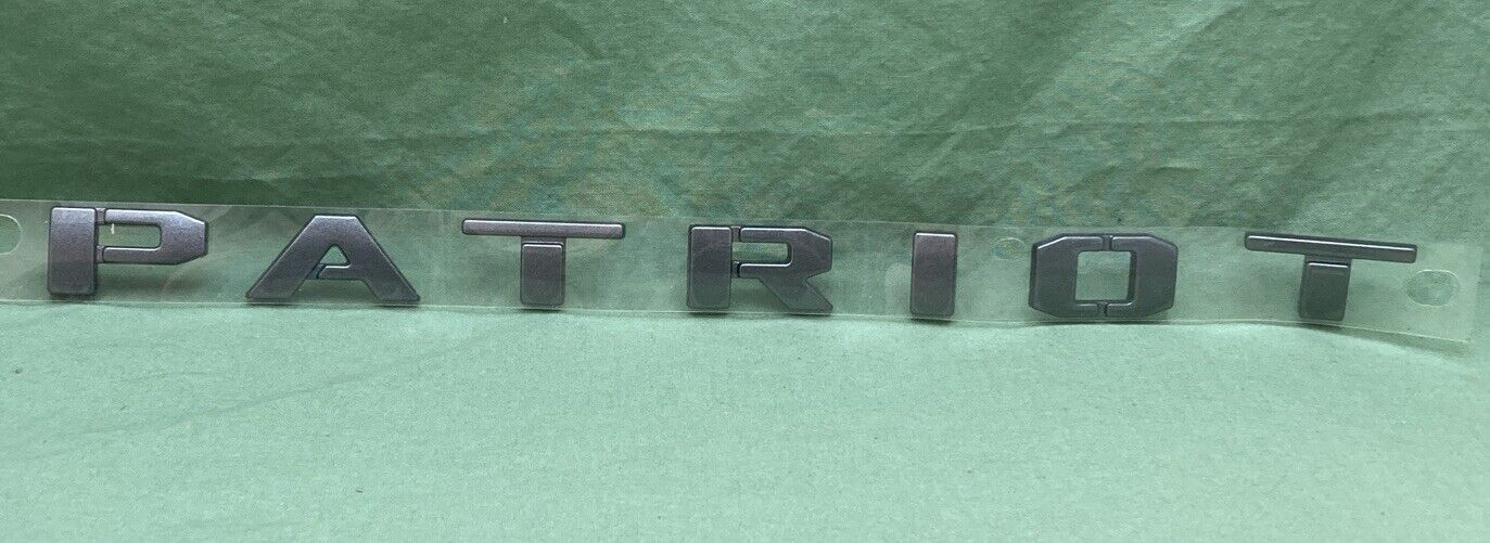 NEW GENUINE MOPAR 68298714AA Nameplate 2016-2017 Jeep Patriot