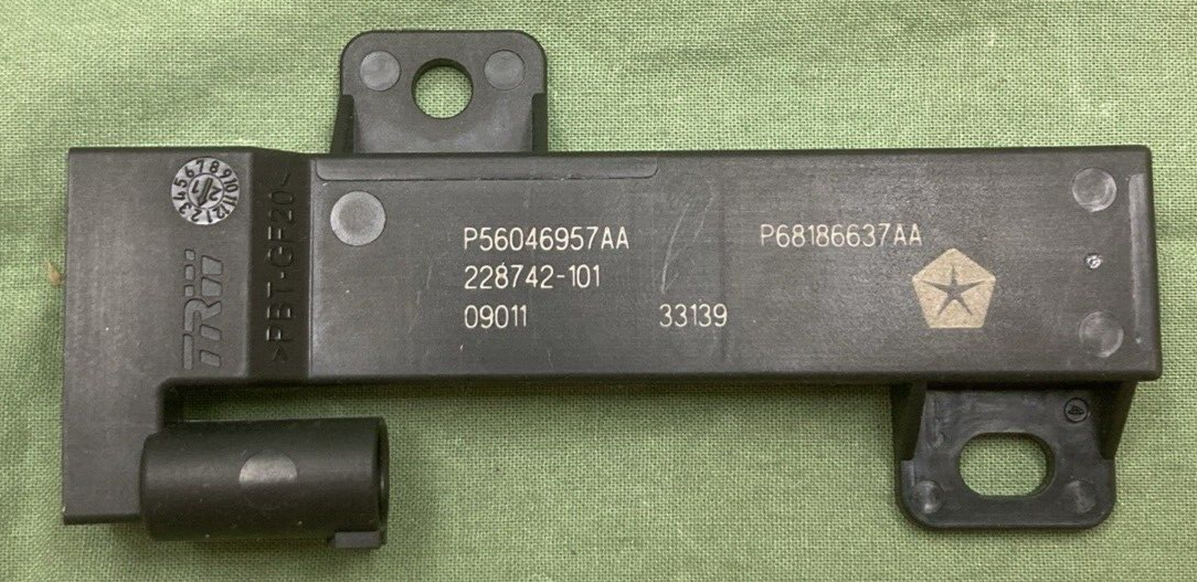 NEW GENUINE MOPAR 68186637AA Keyless Passive Entry Antenna FITS 2001-2011