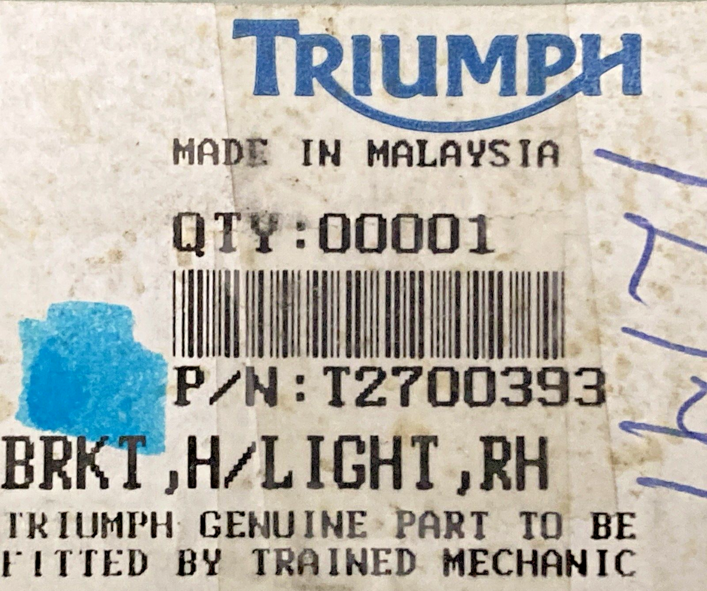 NEW GENUINE TRIUMPHT T2700393 Brkt, H/light, Rh