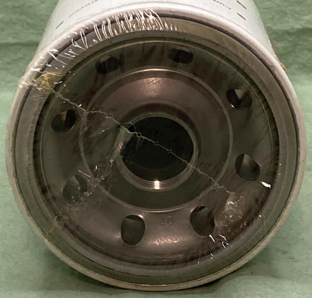 NEW GENUINE FLEETGUARD FF202 FUEL FILTER CUMMINS 3313306