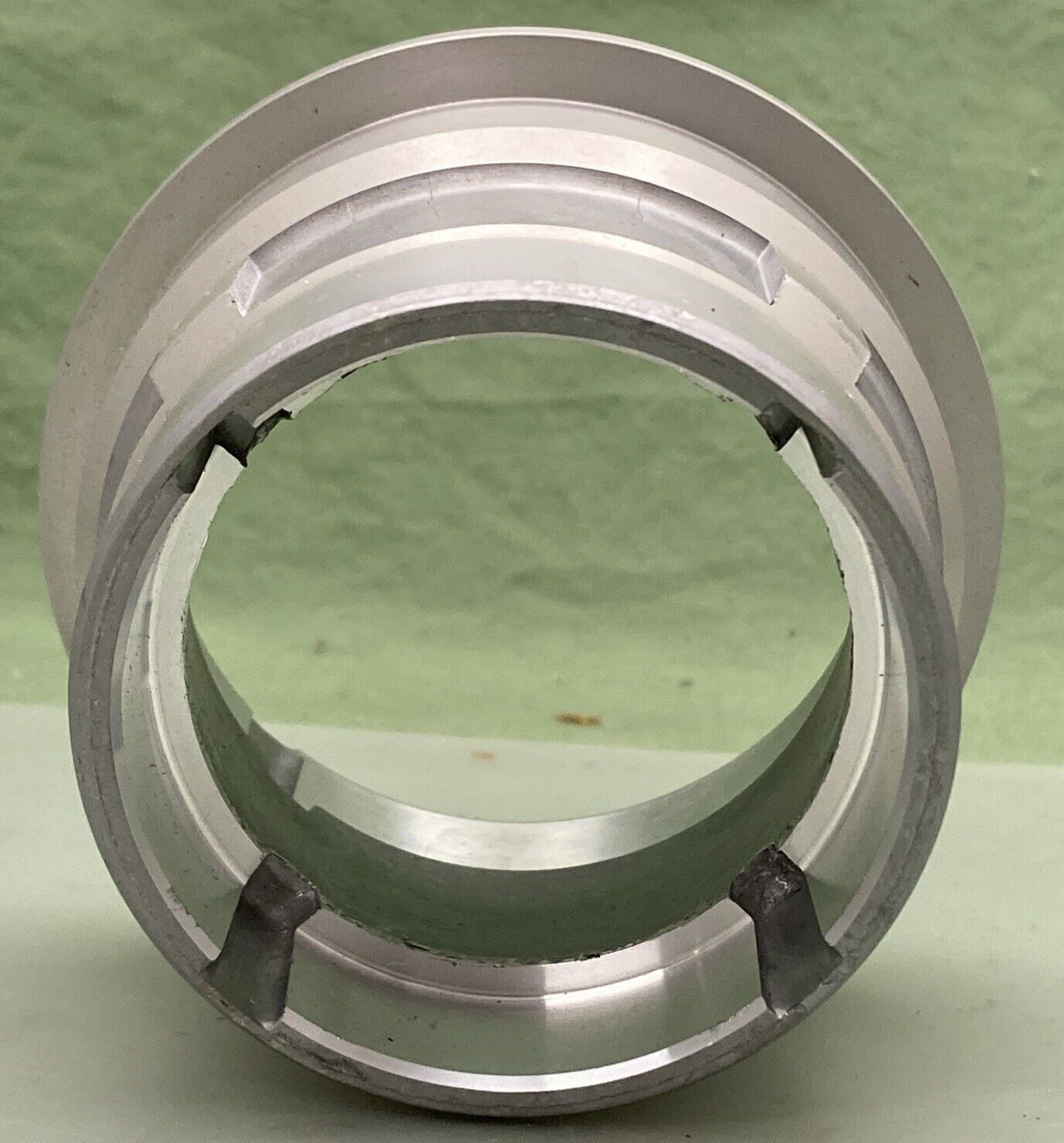 NEW GENUINE OMC 911750 BEARING CARRIER