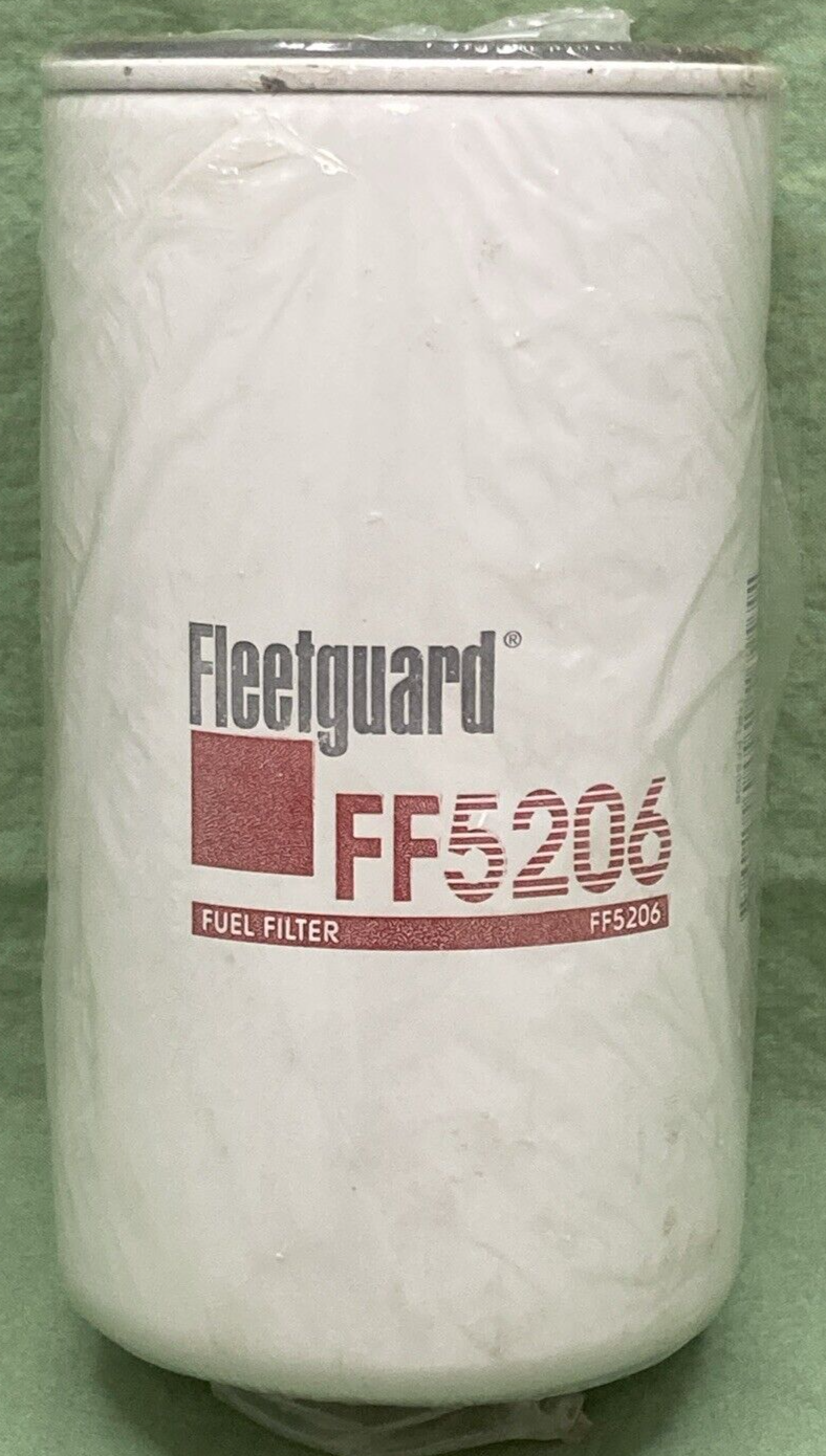 NEW GENUINE FLEETGUARD FF206 OIL FILTER FREIGHTLINER