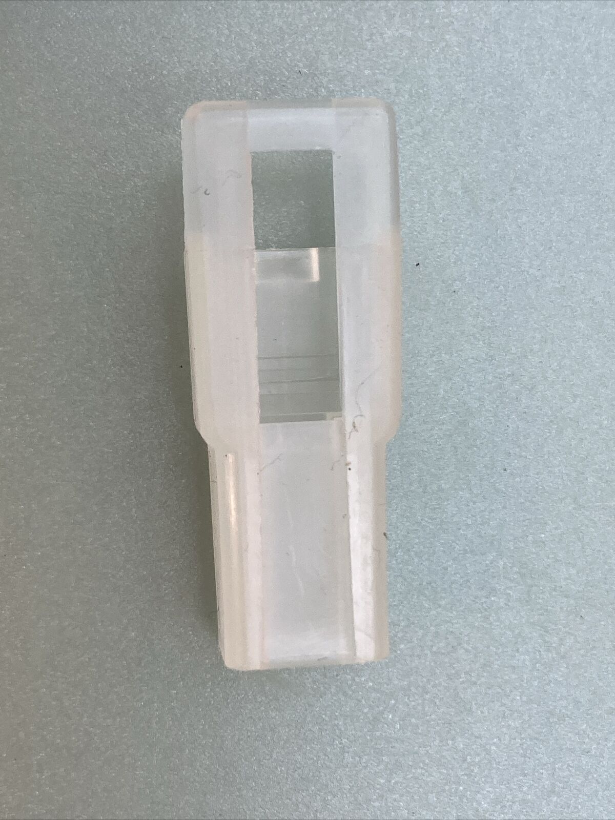 NEW IN LINE CN1355 CONNECTOR SHELL 1 CAV