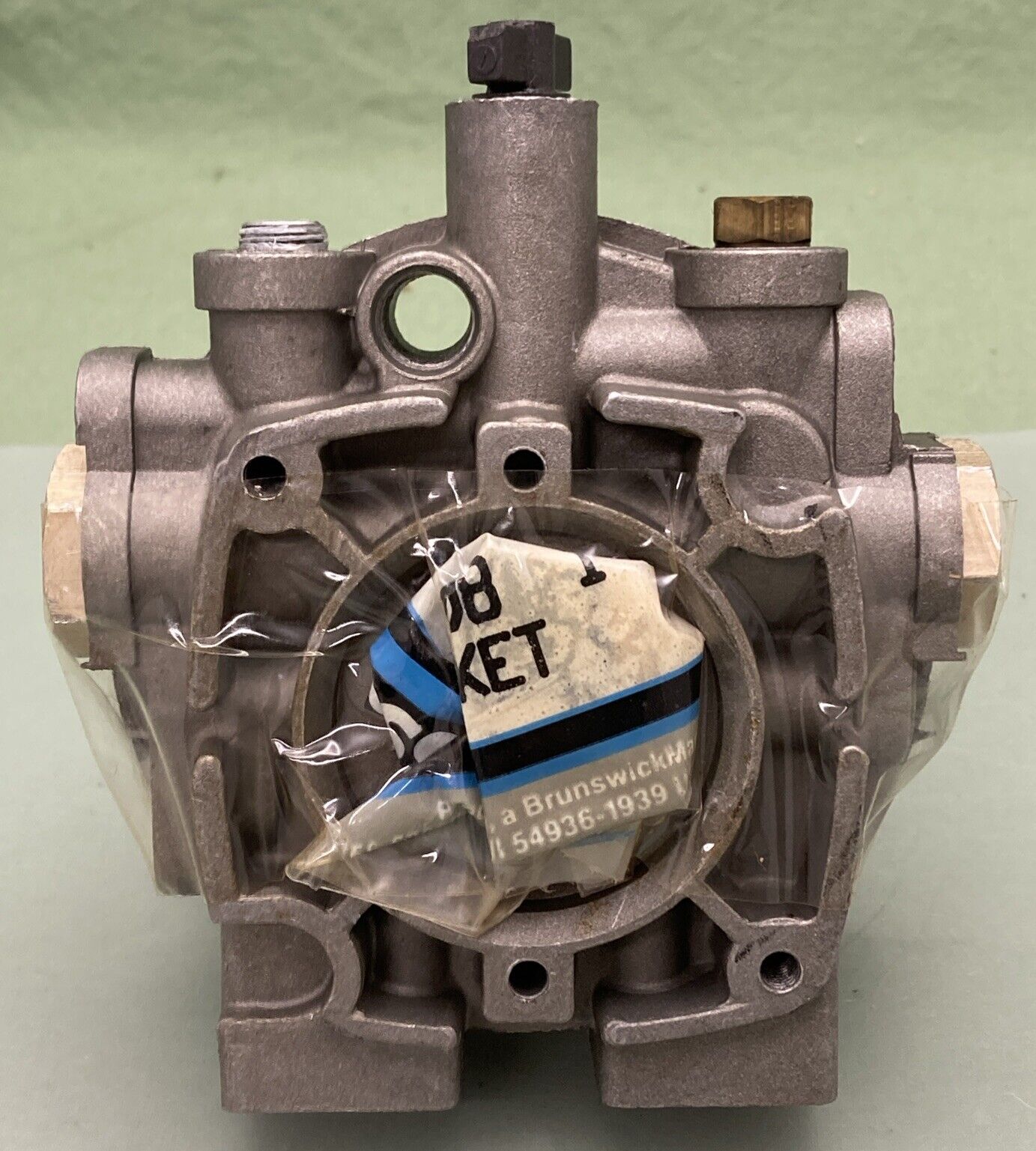 NEW GENUINE MERCURY QUICKSILVER 89492 ADAPTOR HYDRAULIC PUMP ASM MOD VP