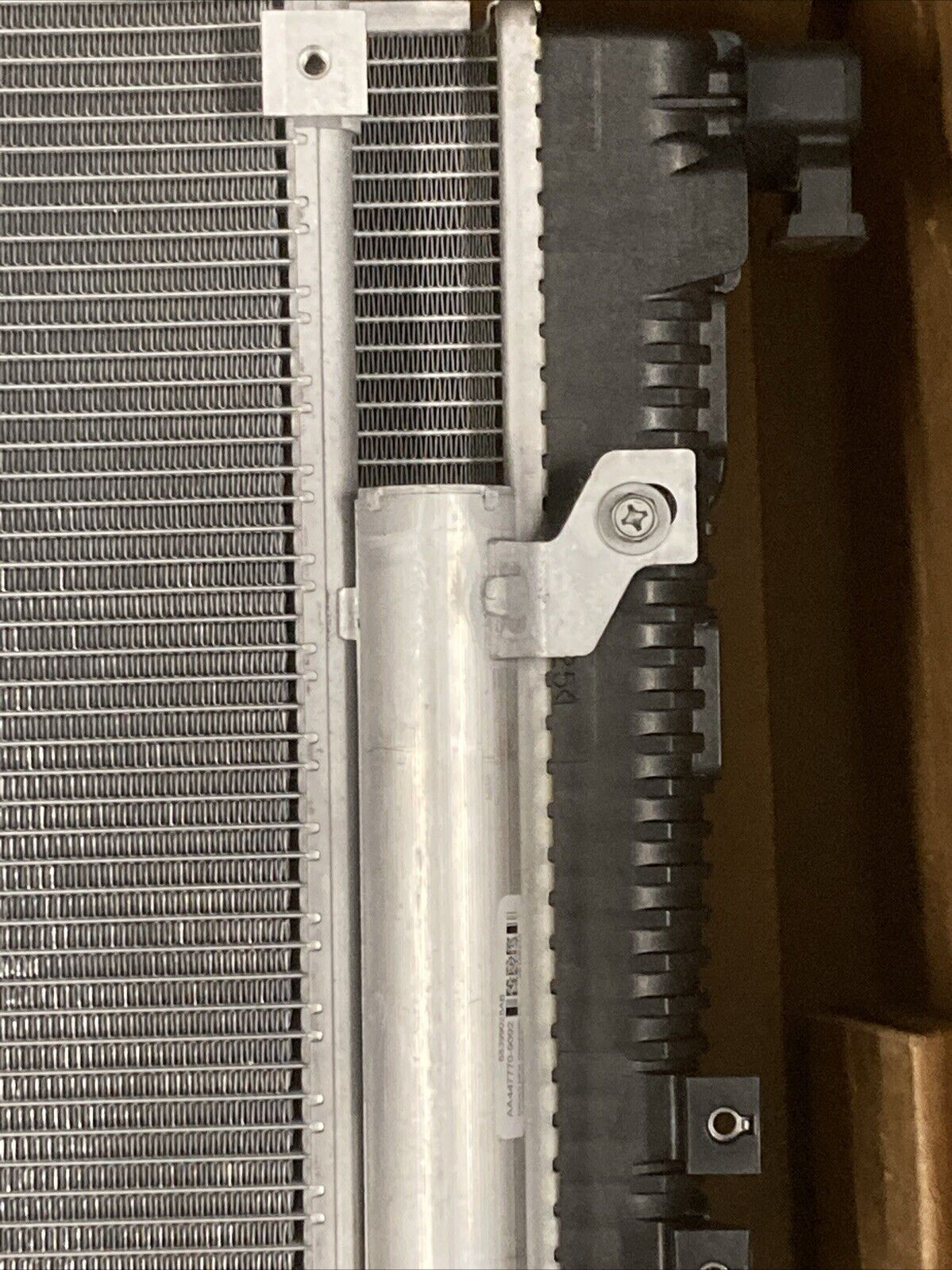 NEW GENUINE MOPAR 68399024AC Cooling Module FITS 2019-2020 Jeep Cherokee