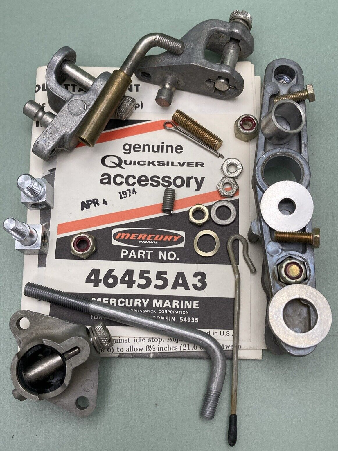 NEW GENUINE MERCURY QUICKSILVER 46455A3 ATTACHING ASSEMBLY