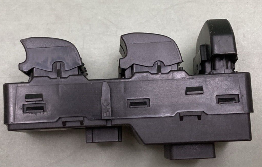 NEW GENUINE MOTORCRAFT SW-7312 WINDOW POWER CONTROL SWITCH FRONT LEFT DOOR
