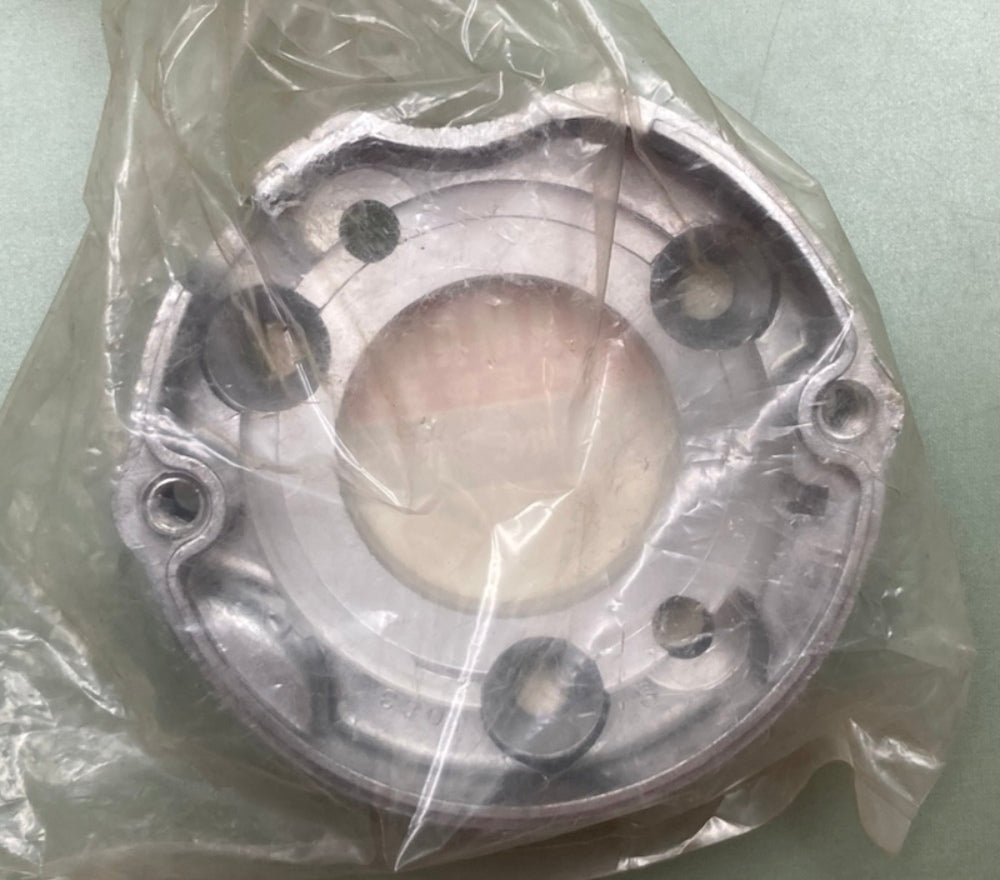 New Genuine Yamaha 256-11157-03 Breaker 1 Cover, 256-11157-03-00