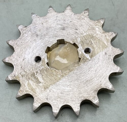 Yamaha 93855-17129-00 Sprocket Drive 18T New Replaces