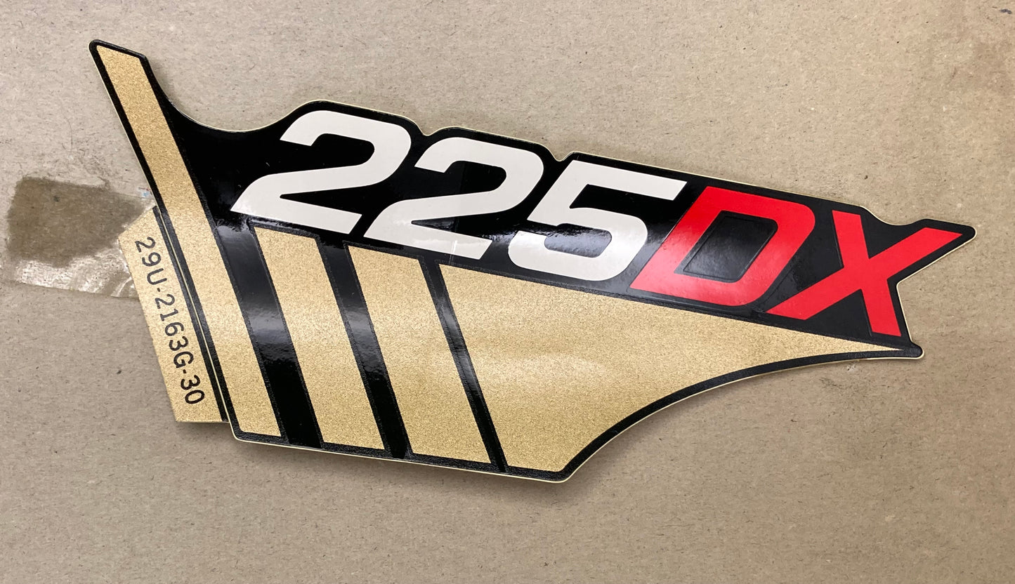 New Genuine Yamaha 29U-2163G-30 Emblem 1 29U-2163G-30-00