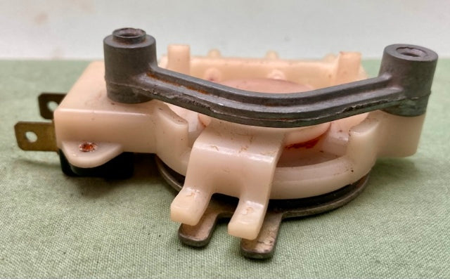 Ford Motorcraft YH-275 HVAC Heater Vacuum Control Switch New Genuine