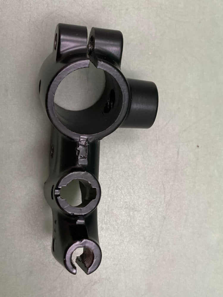 Yamaha 3Y6-82911-00 Holder, Lever, 1 New Genuine