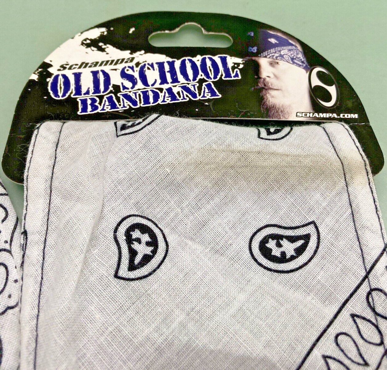 NEW GENUINE SCHAMPA OSB1-208 OLD SCHOOL BANDANA WHT/BLK HWS2008