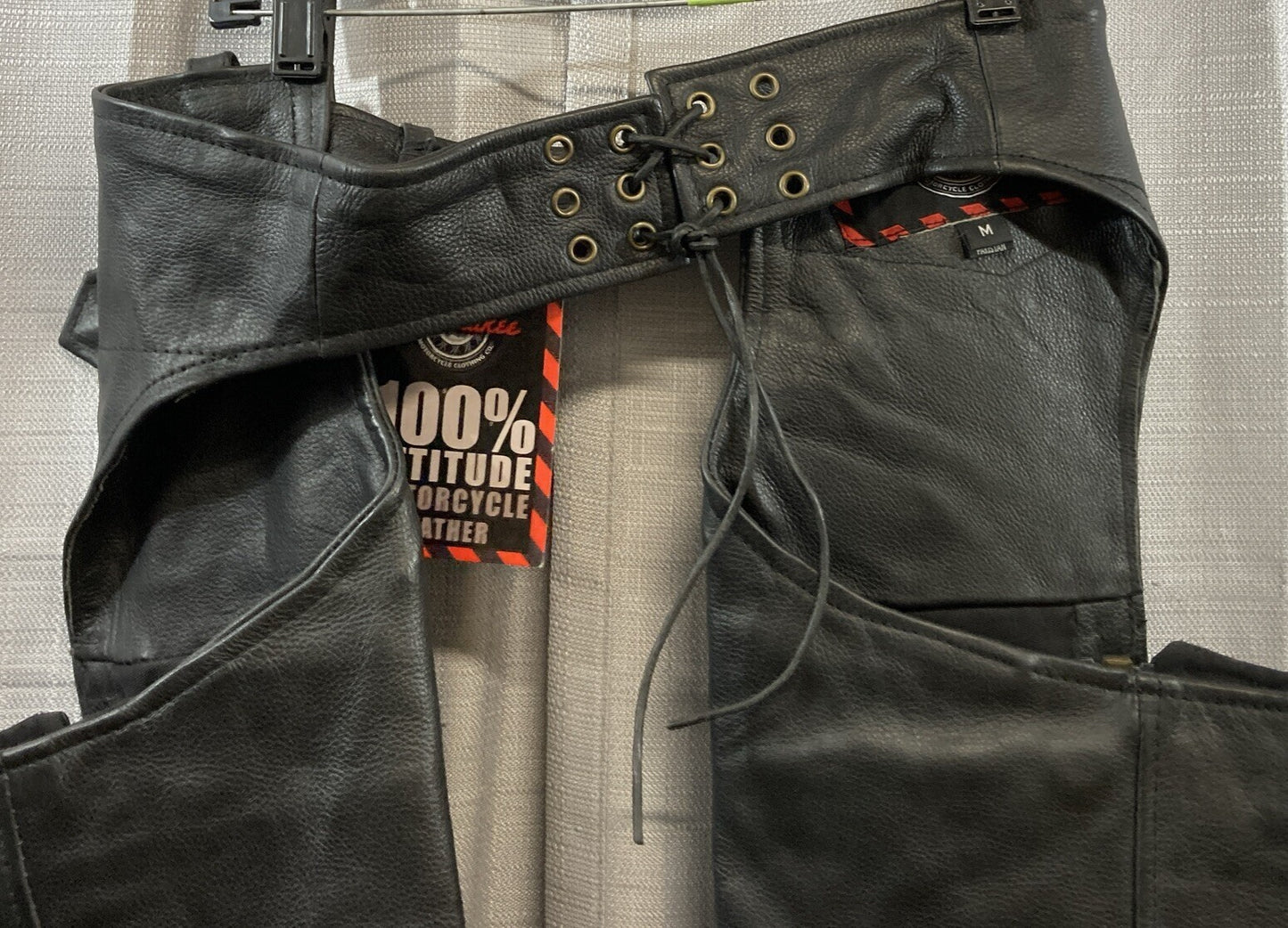 NEW MILWAUKEE LEATHER CHAP M8612M UNISEX KNIGHT CHAP, SNAP OUT THERMAL LINDE MED