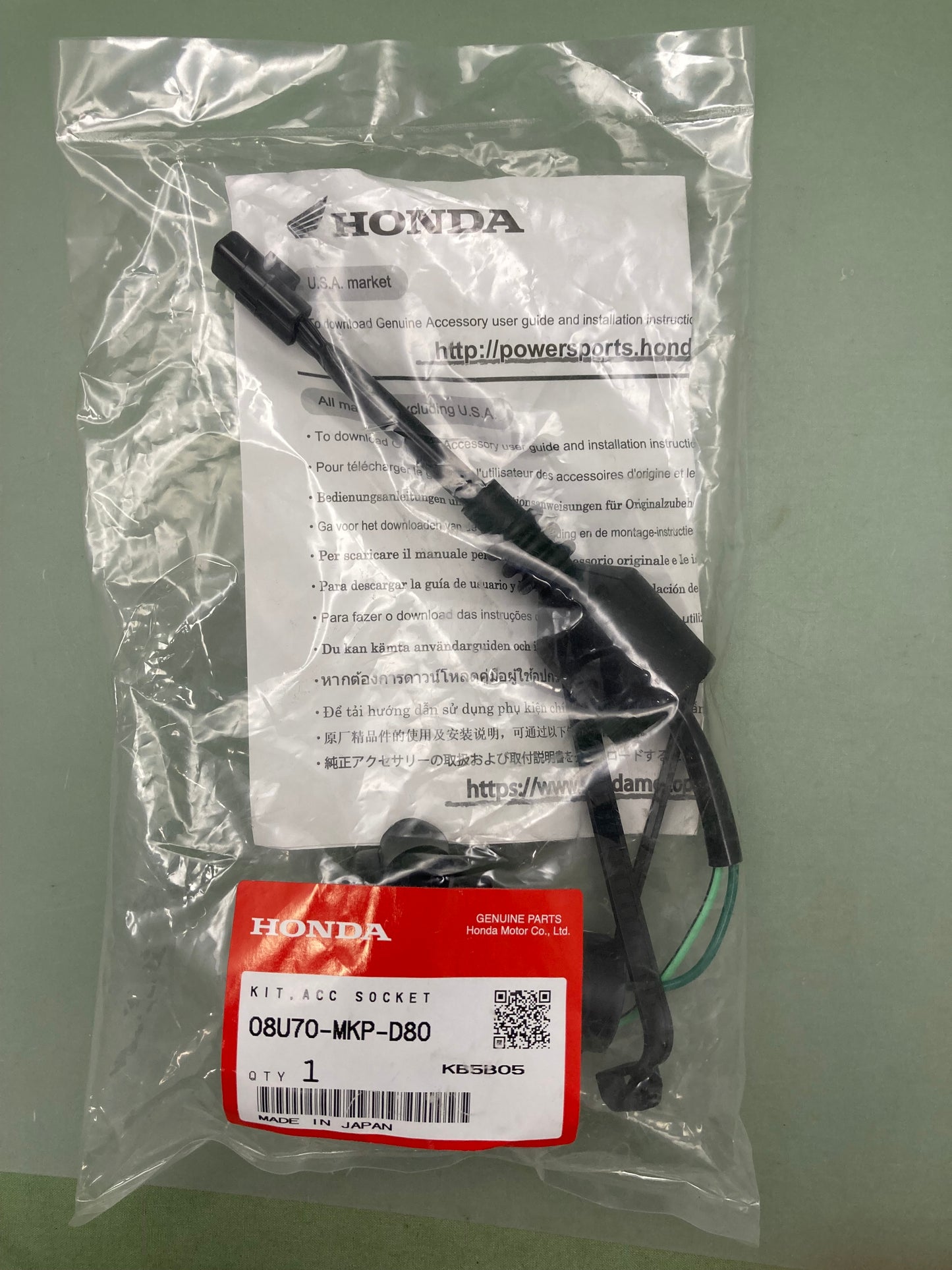 New Genuine Honda 08U70-MKP-D80 12 VOLT ACCESSORY SOCKET