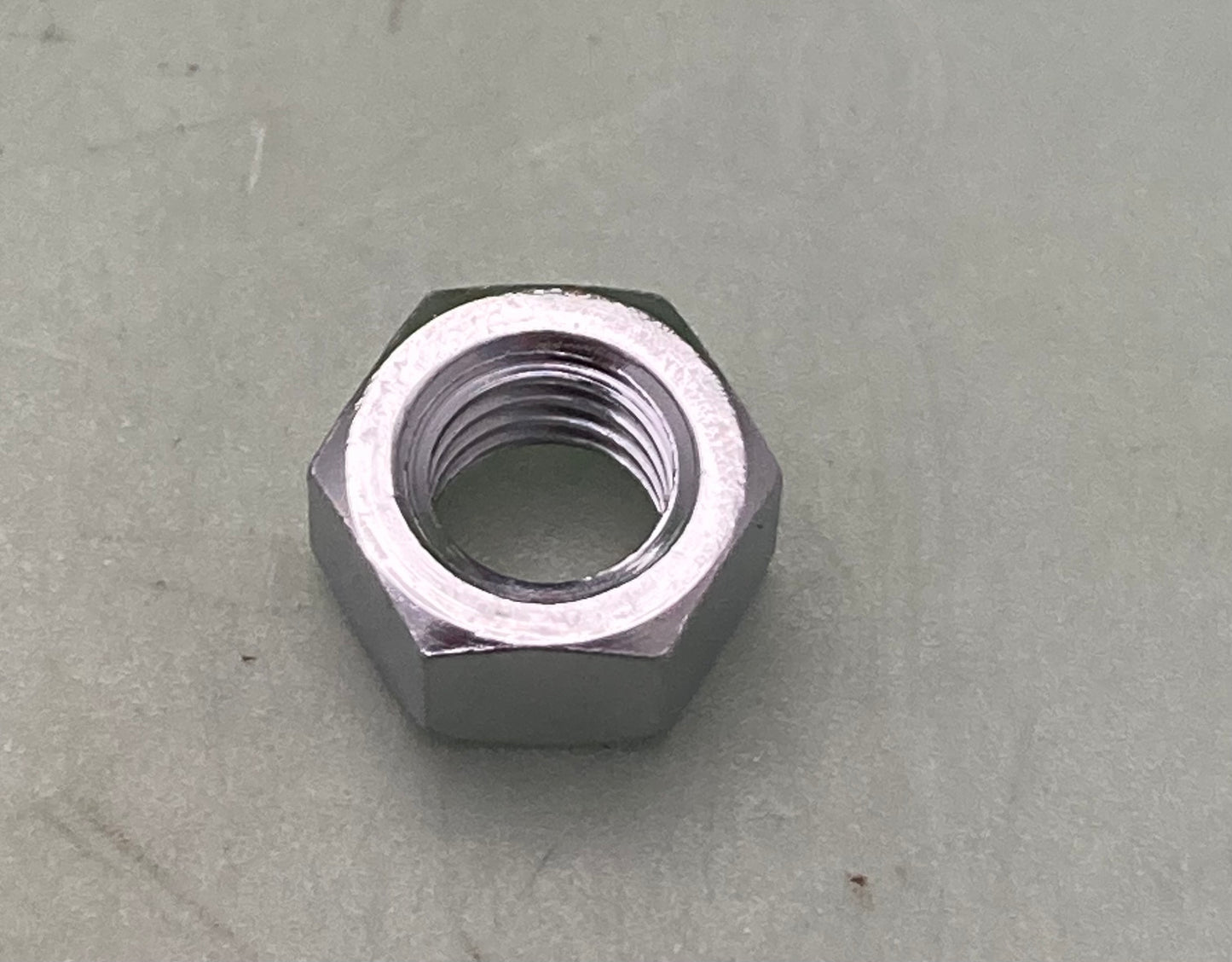 New Genuine Yamaha 95333-08600 Nut (6L2)