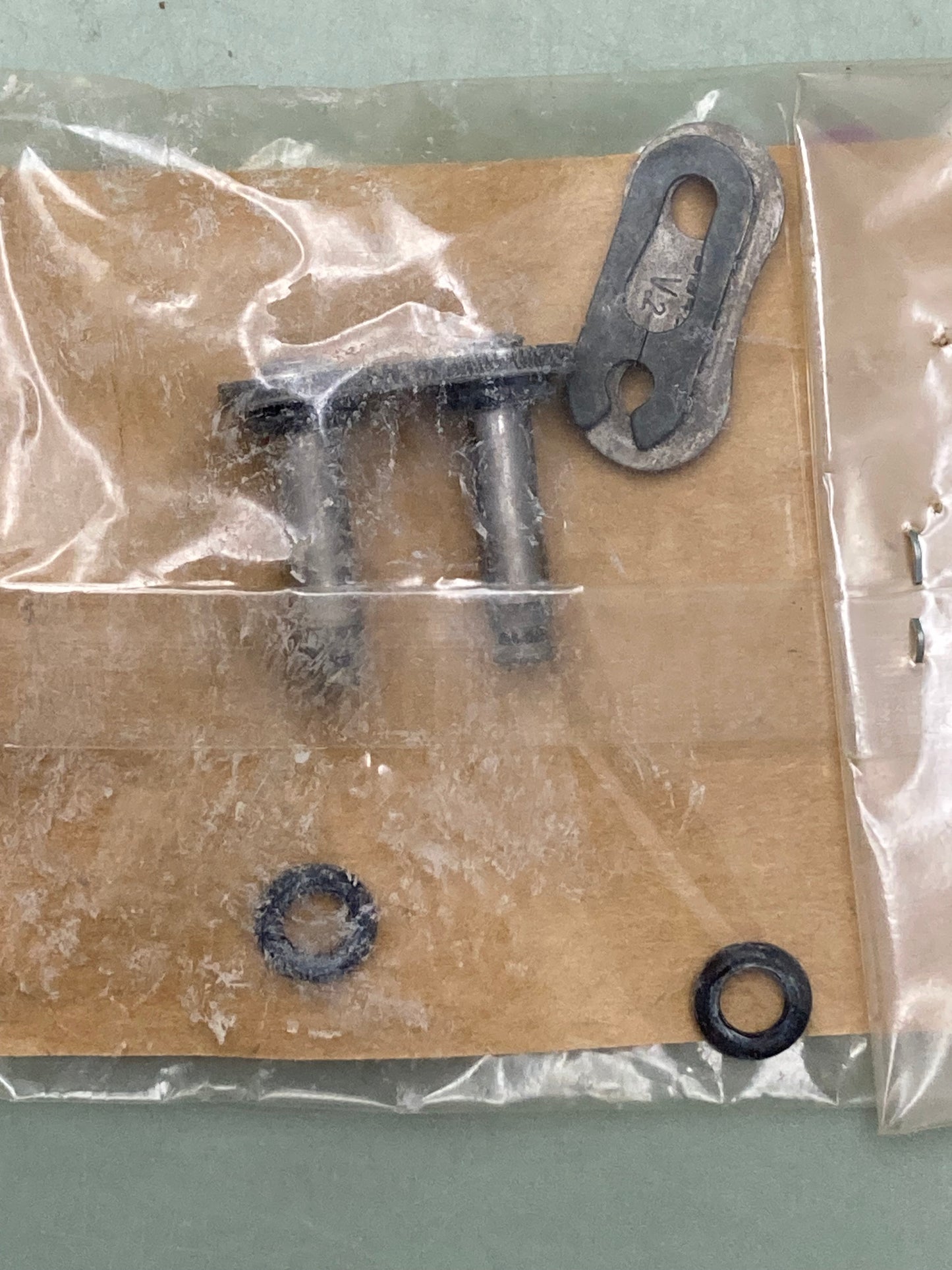 New Genuine Yamaha 94681-33011 Joint, Chain, Set