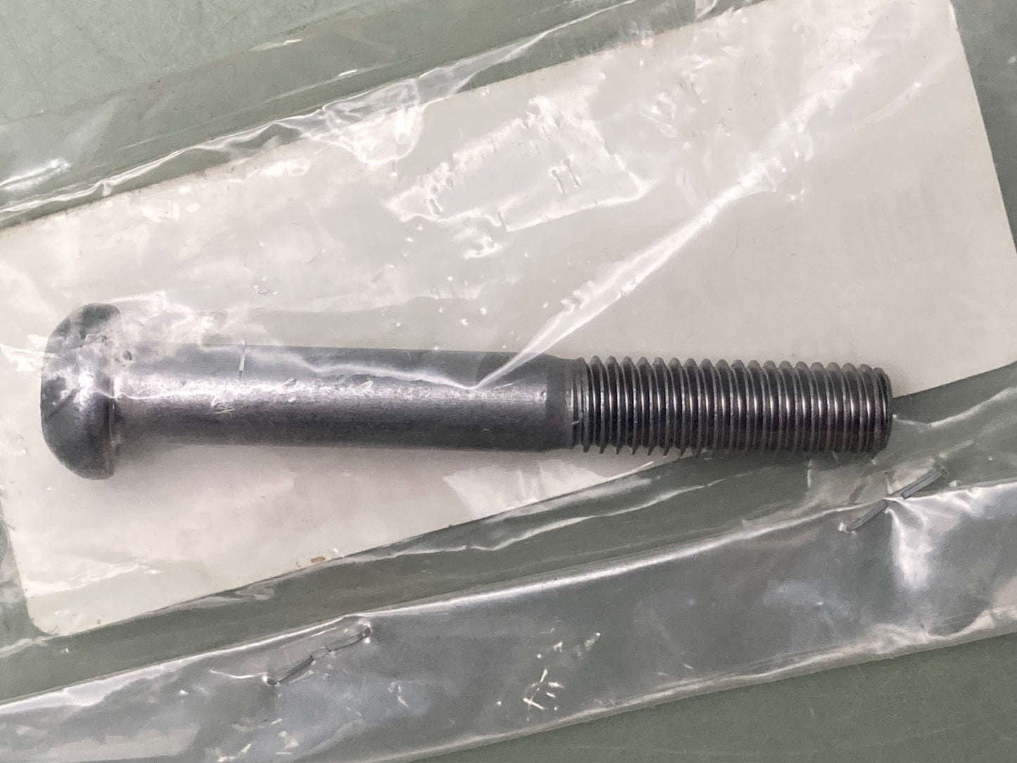 New Genuine Yamaha 92014-08060 Bolt, Button, Head