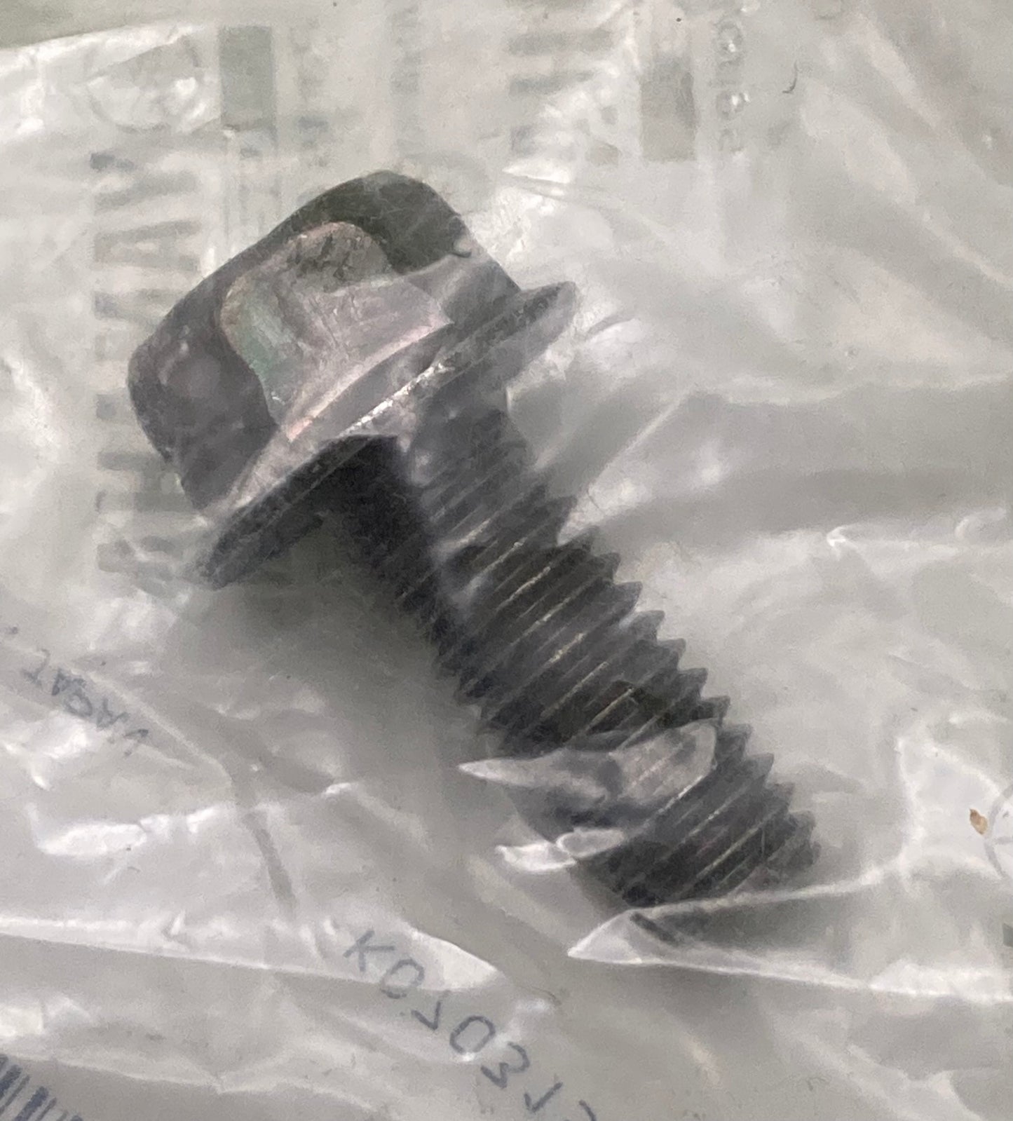 New Genuine Yamaha 95817-08020 Bolt, Flange, (8Ab)